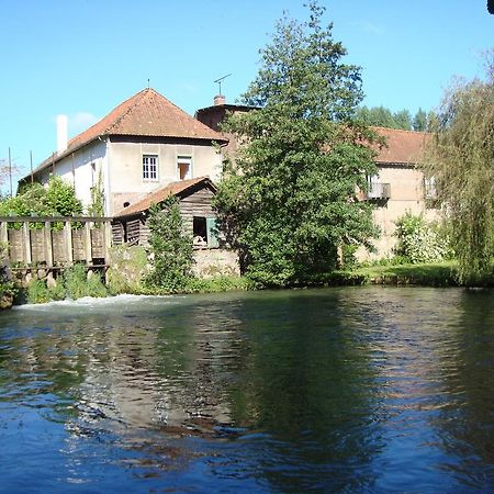 Le Moulin De Fillievres Bed and Breakfast Buitenkant foto